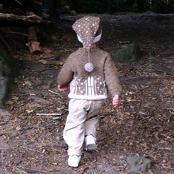 Strikkegenser Skitur m/lang lue - garnpakke i Bluum Fluffy Alpaca