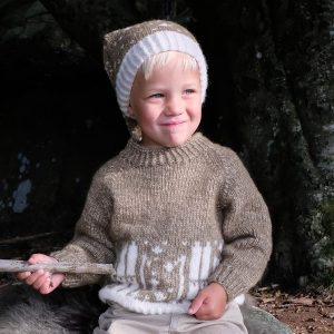 Strikkegenser Skitur m/lang lue - garnpakke i Bluum Fluffy Alpaca