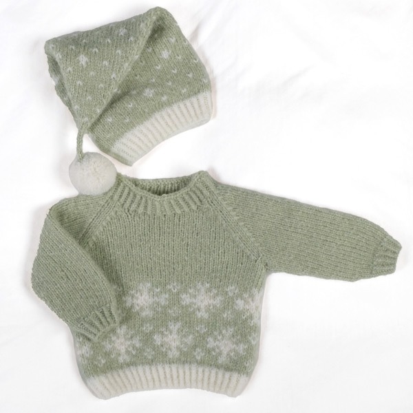 Strikkegenser Snø m/lang lue - garnpakke i Bluum Fluffy Alpaca