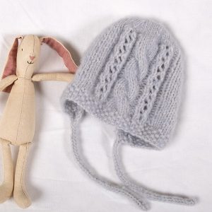 Strikkejakke Flette m/lue - garnpakke i Bluum Fluffy Alpaca