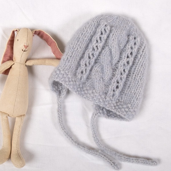 Strikkejakke Flette m/lue - garnpakke i Bluum Fluffy Alpaca
