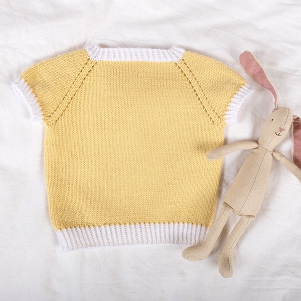 Strikkesett T-skjorte og bleiebukse striper - garnpakke i Bluum Soft Merino Ull
