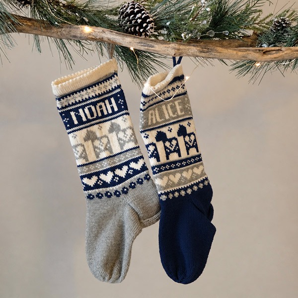 Strikk Julestrømper Dalahest og valgfrie navn - garnpakke i Bluum Pure Eco Baby Wool