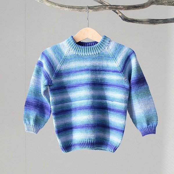 Strikkegenser-Fargespill-gar-1-1-1-1.jpeg Strikkegenser Fargespill - garnpakke i Bluum Soft Merino Ull