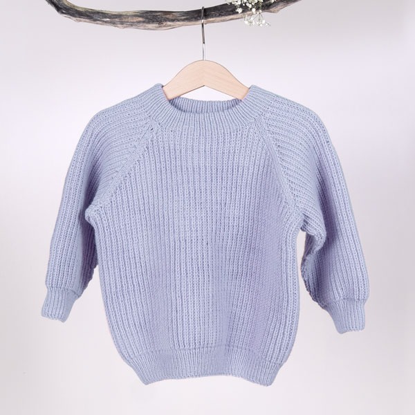 Strikkegenser Noah - garnpakke i Bluum Soft Merino Ull