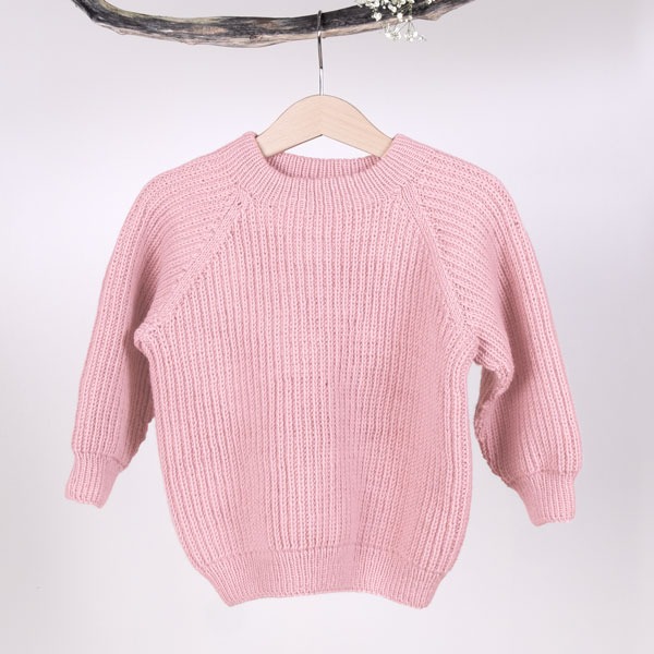 Strikkegenser Noah - garnpakke i Bluum Soft Merino Ull
