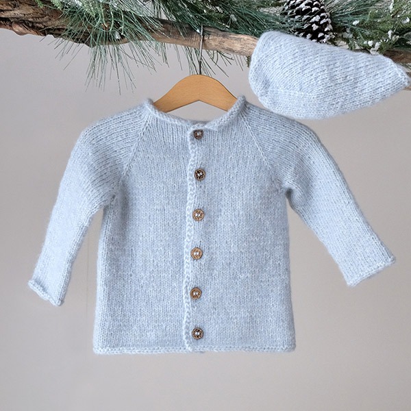 Strikkejakke Gustav m/lue - garnpakke i Bluum Fluffy Alpaca