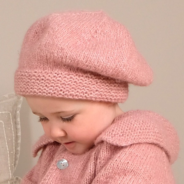 Strikkekåpe Ellinor m/lue - garnpakke i Bluum Fluffy Alpaca