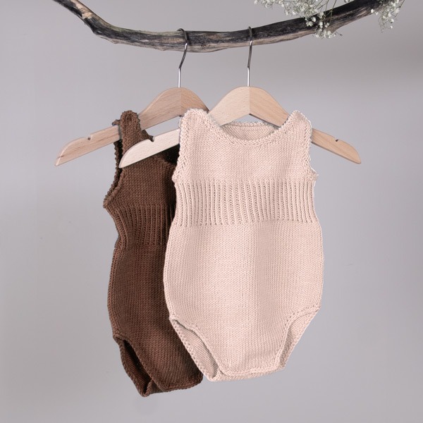 Strikkeromper med ribb 2 stk - garnpakke i Bluum Soft Merino Ull