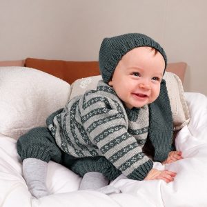 Strikkesett Julekyss genser m/nikkers og nisselue - garnpakke i Bluum Pure Eco Baby Wool