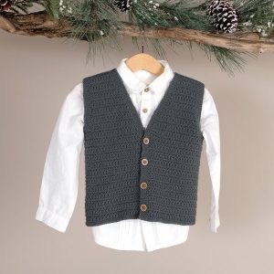 Strikkevest Elias - garnpakke i Bluum Soft Merino Ull